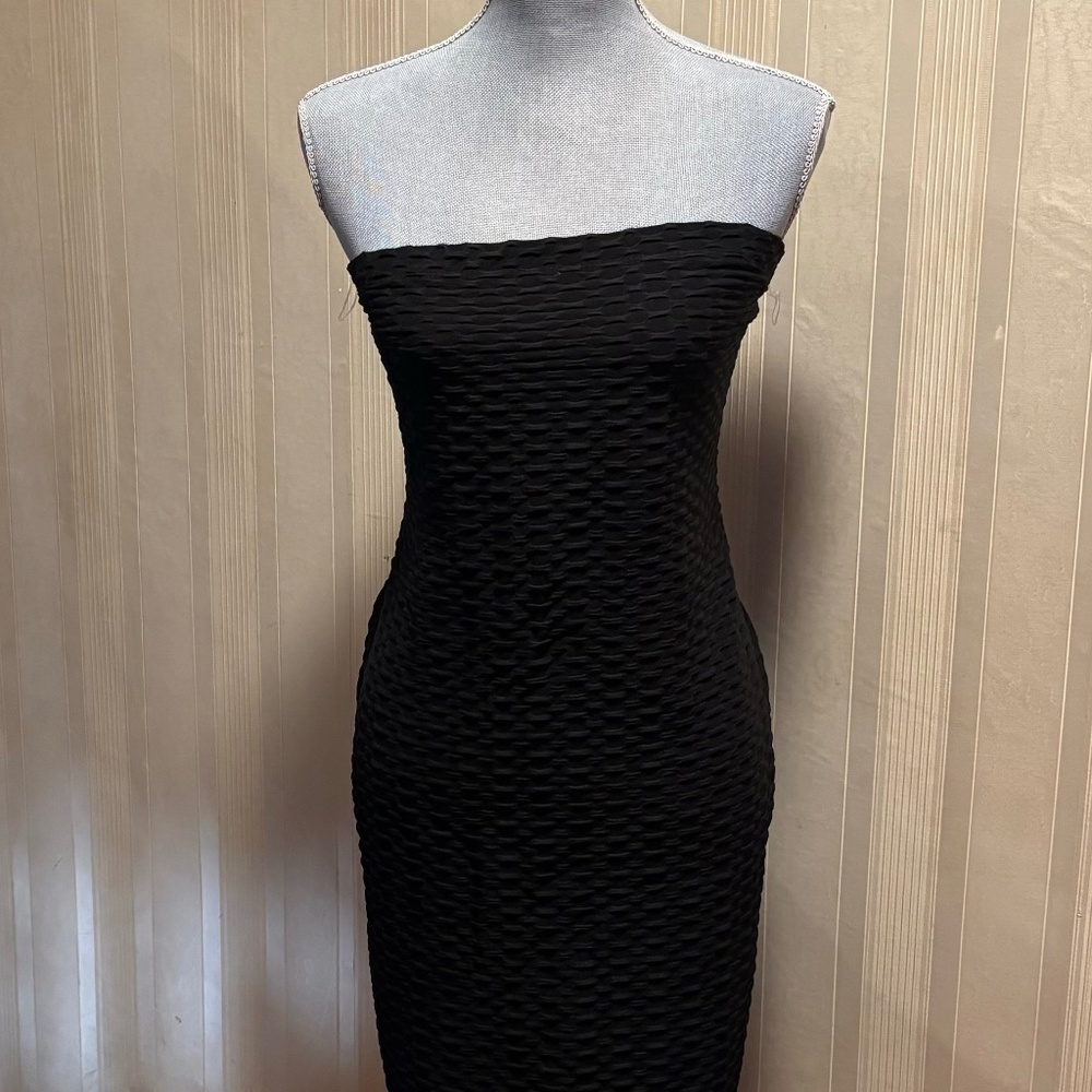 Plus size 1x Black Strapless knit dress